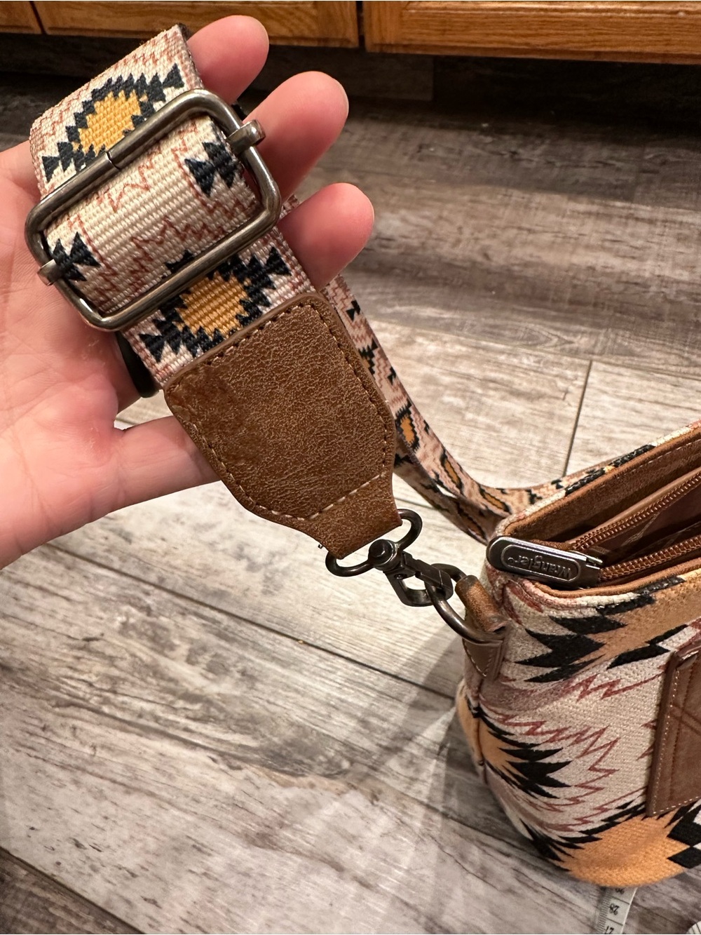Wrangler Tan & Yellow Aztec Crossbody Bag with Multi Strap - Picture 14 of 14